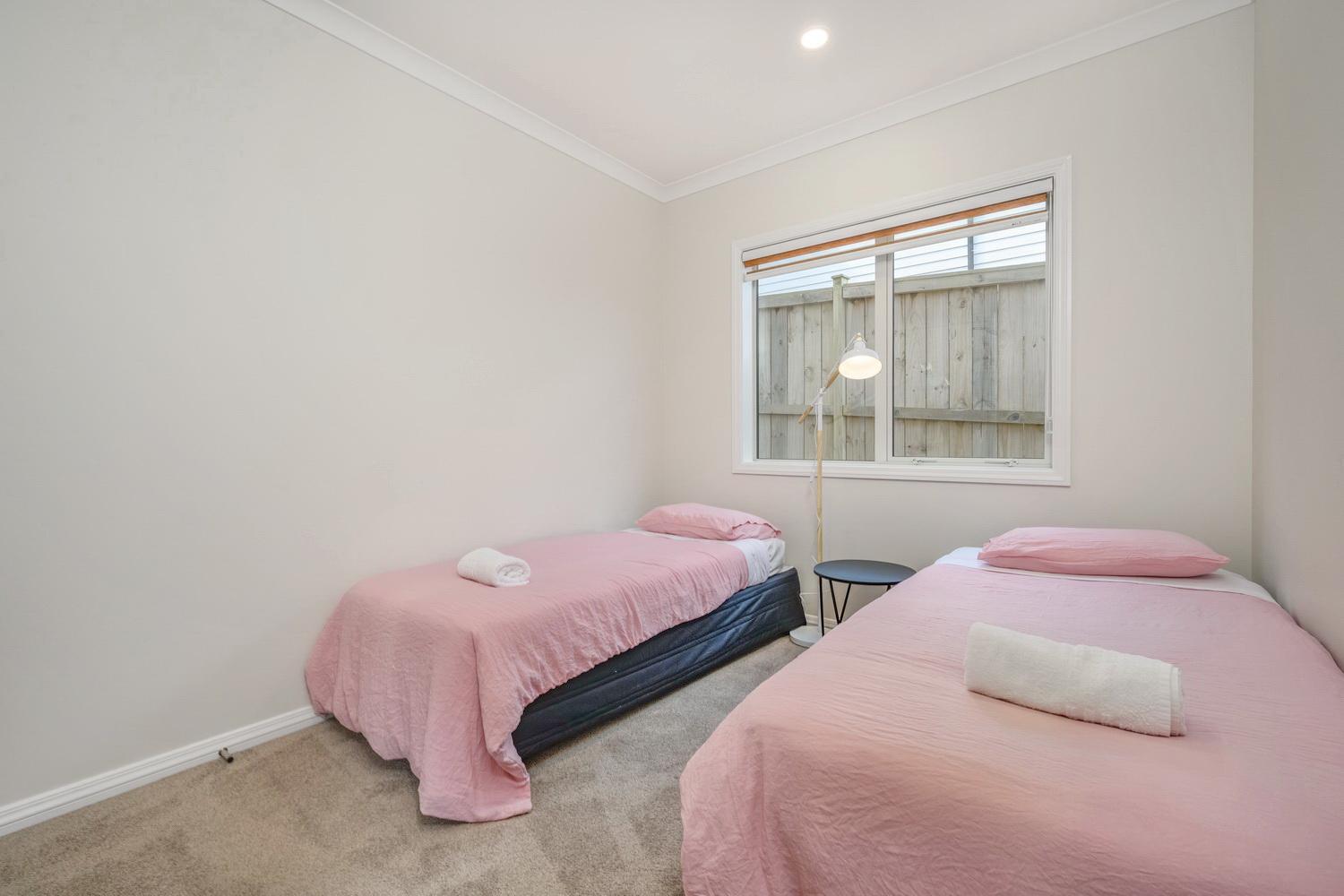 7Br 3Bh Beach Escape. 2 Min To Browns Bay Beach Auckland Exteriör bild